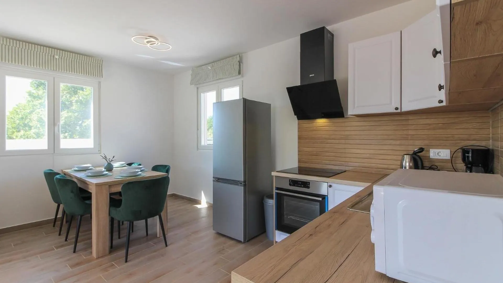 Ferienhaus Mit Privatpool Fuer 5 Personen Ca 95 Qm In Stokovci, Istrien Binnenland Von Istrien